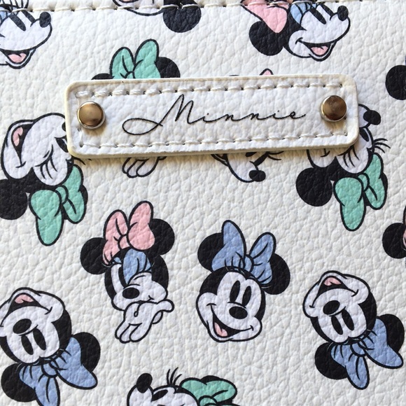 Disney Minnie Mouse wristlet wallet NWT - Picture 6 of 6